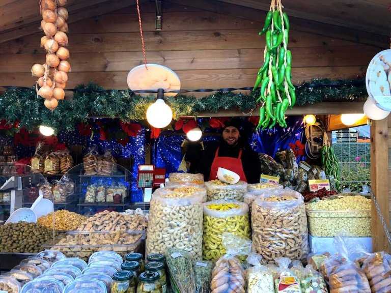 Unveiling the Magic: Lake Como's Christmas Celebrations 2024