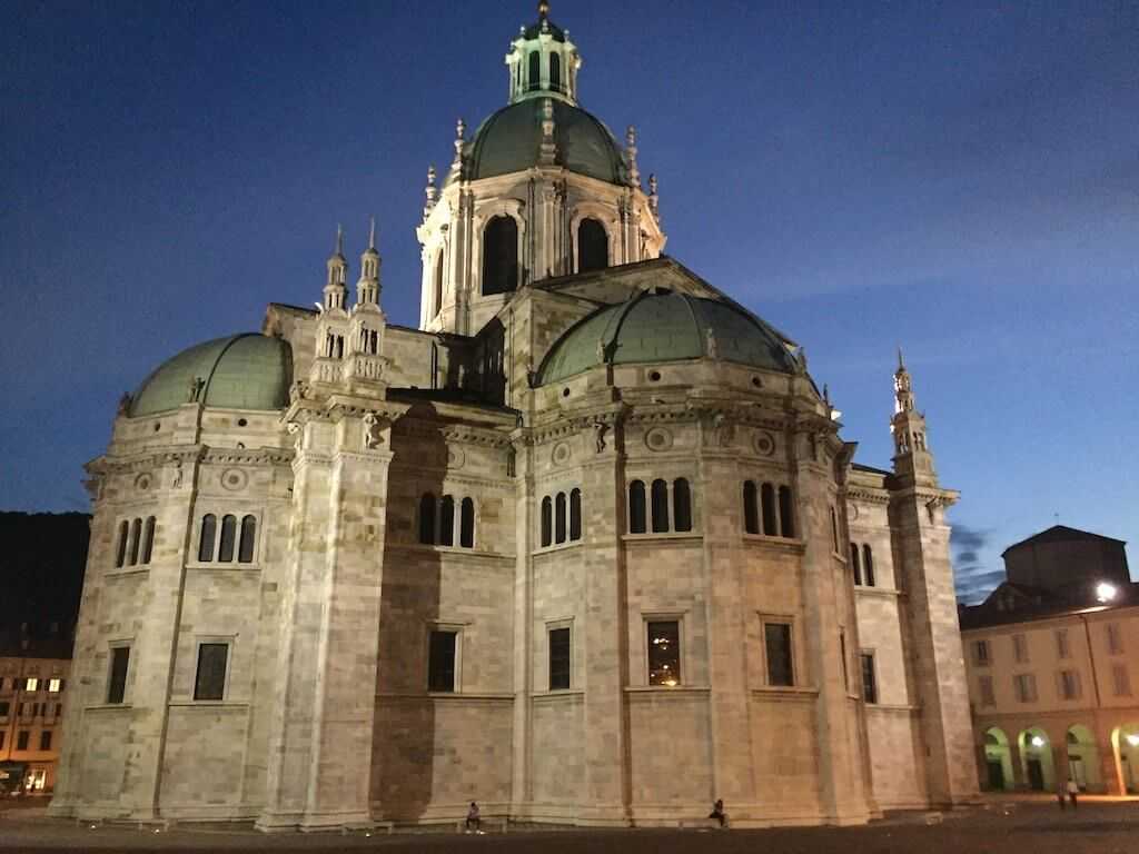 Duomo di Como night