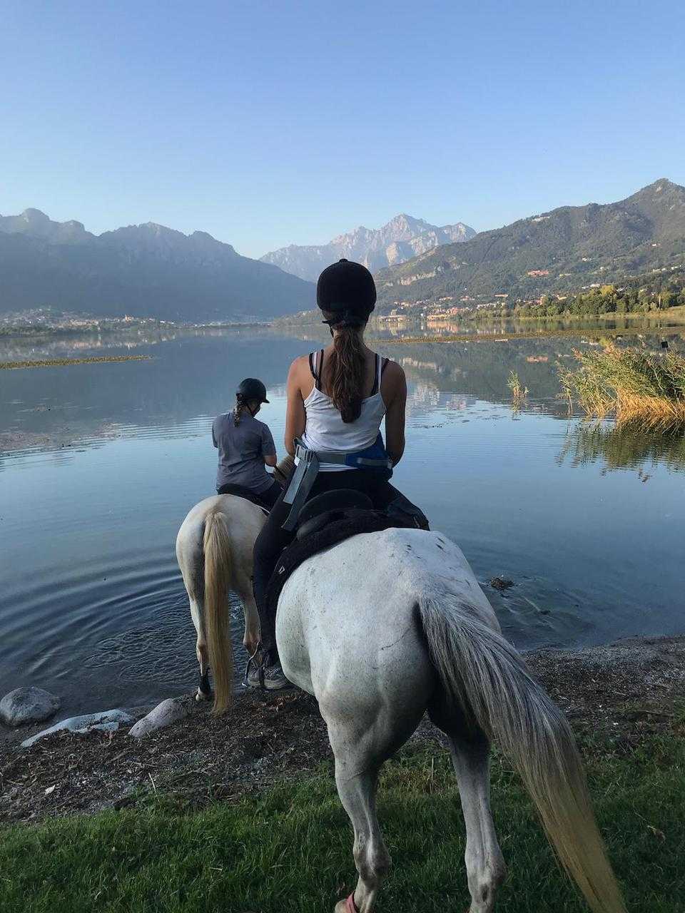 Riding Hourse Lake Como