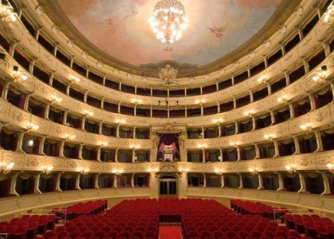 Teatro Sociale Interno Como