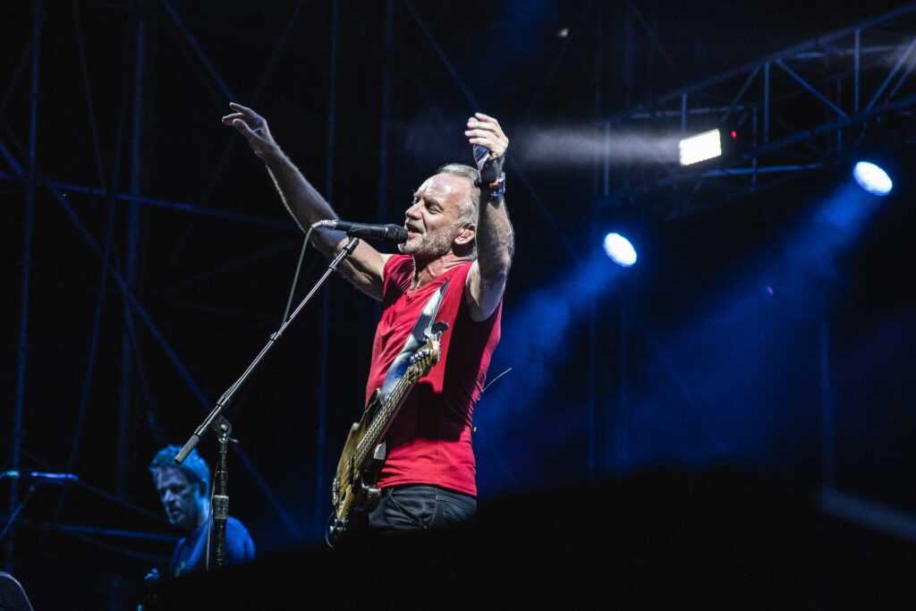 Sting Lake Como