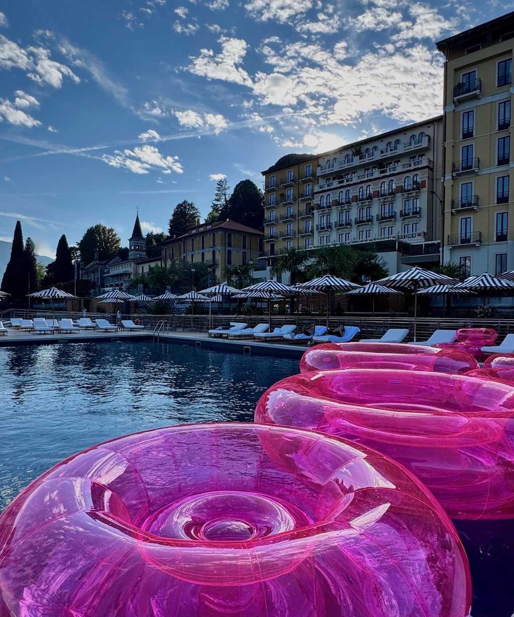 Sabine Marcelis’ Jelly Floats Lake Como